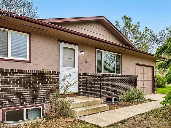 3rd image of 3853 N Vaquero Cir