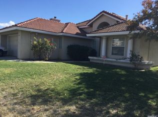 1401 Saint Francis Dr, Los Banos, CA