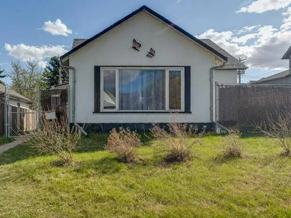 5013 N 54th Ave, Ponoka, AB T4J 1H2