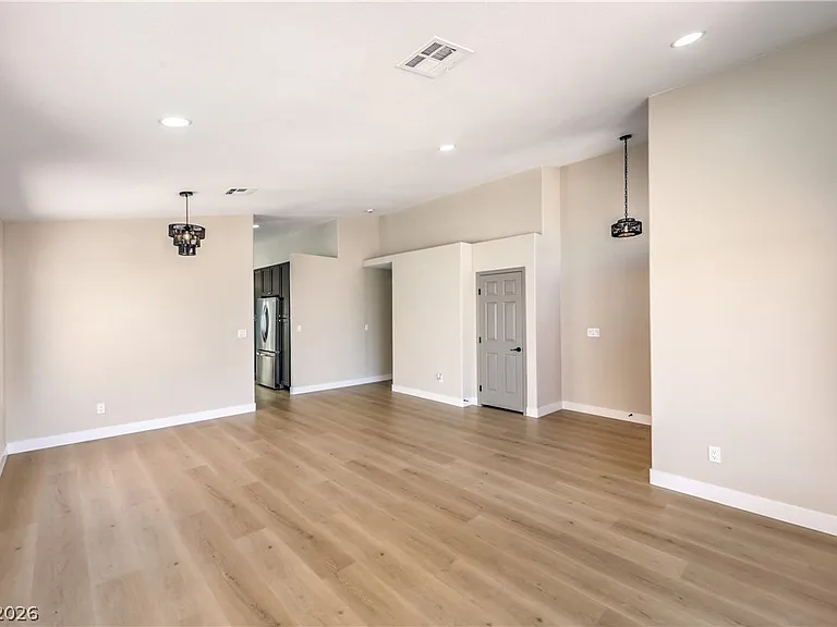 8305 Windrush Ave — Photo 9