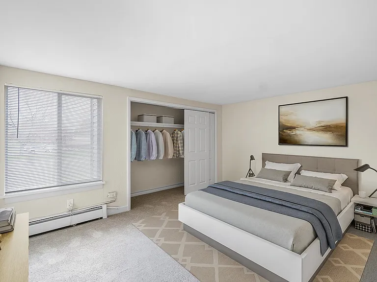 Clay Court Apartments — Photo 18