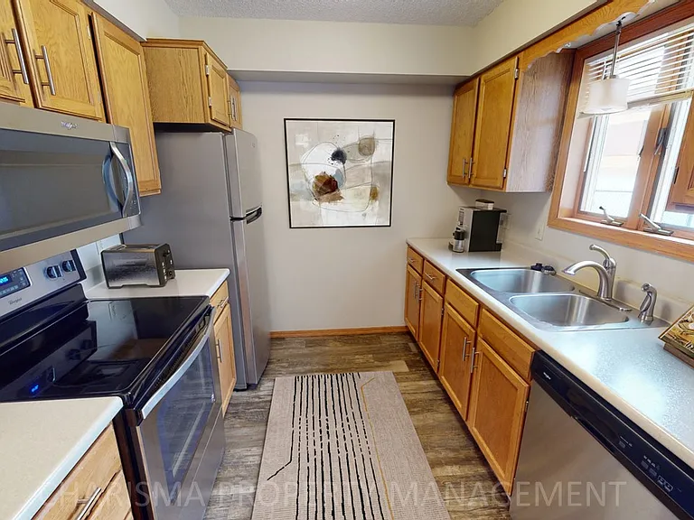 Hoppe Properties — Photo 12