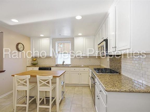 4th image of 17009 Avenida Visalia Unit 8