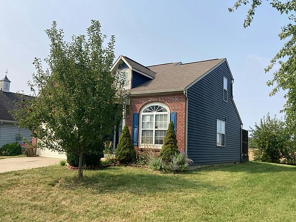 2nd image of 8936 Hosta Way