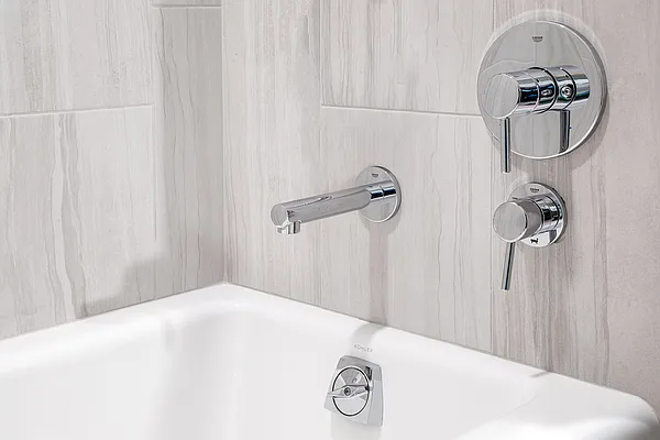 Rented by Corcoran | media 26