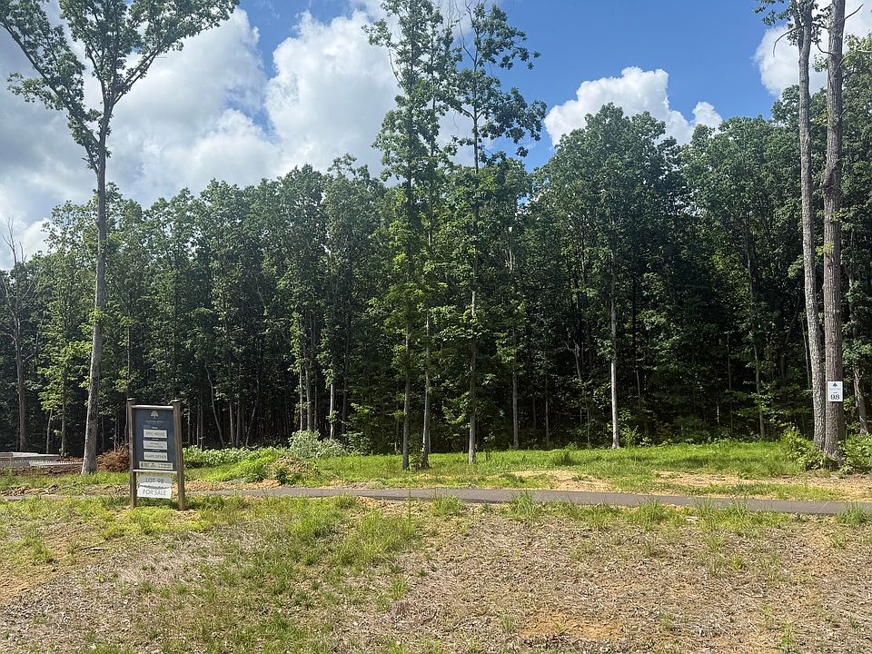 1st image of 98 Bear Paw Trl