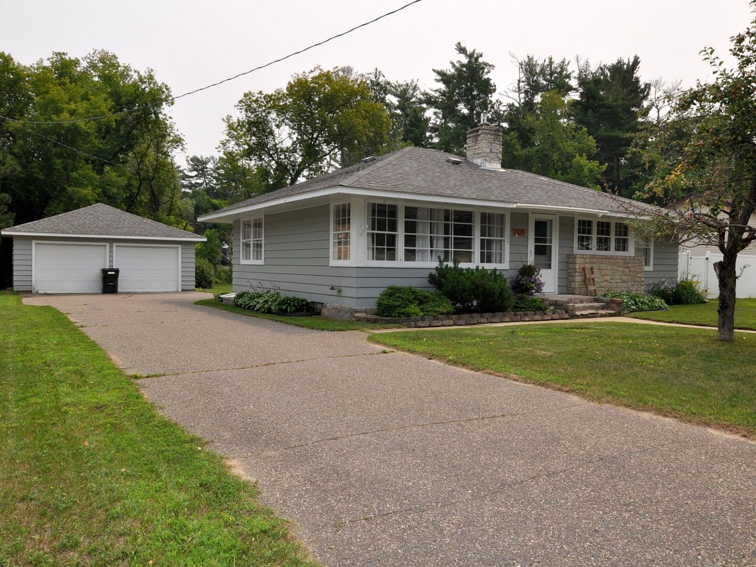 209 5th St S, Walker, MN 56484 Zillow