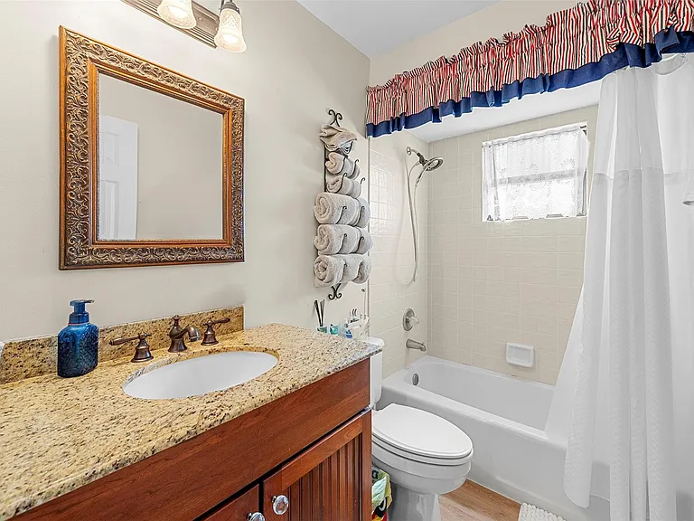 6809 SE Yorktown Dr — Photo 13