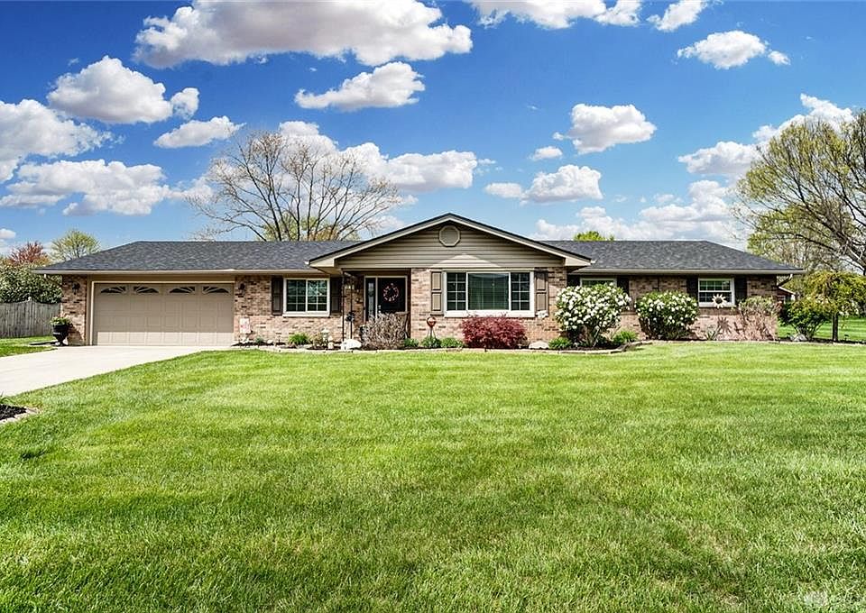 1st image of 2099 Red Rock Dr