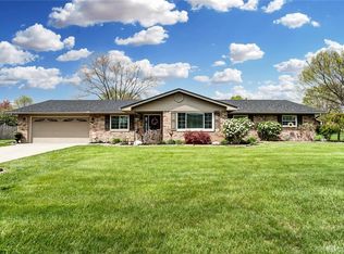 2099 Red Rock Dr, Dayton, OH 45431