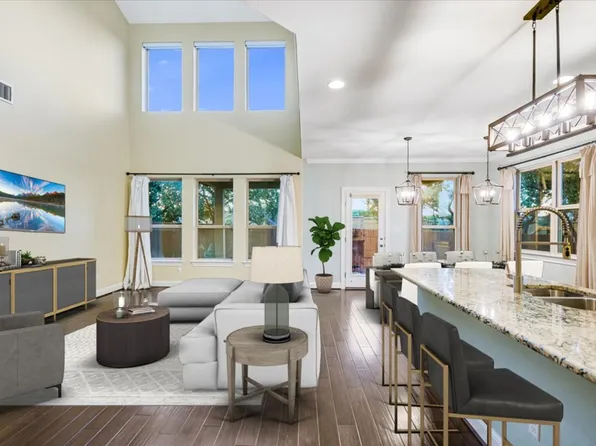 5601 Siragusa Dr, Austin, TX 78738