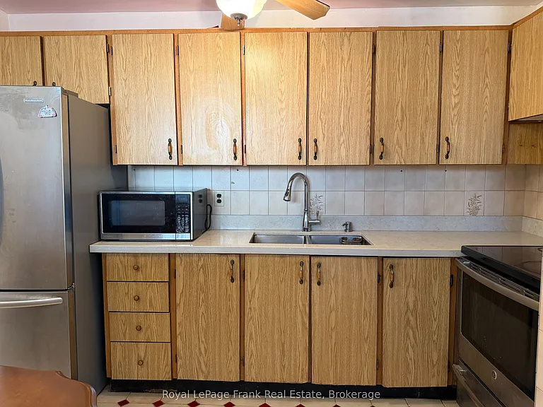 895 Kennedy Rd #402 — Photo 7