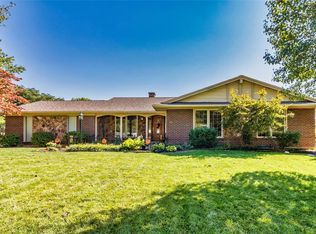 11626 Rossmoor Ln, Saint Louis, MO