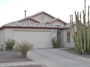 2252 W Silverbell Tree Dr, Tucson, AZ 85745