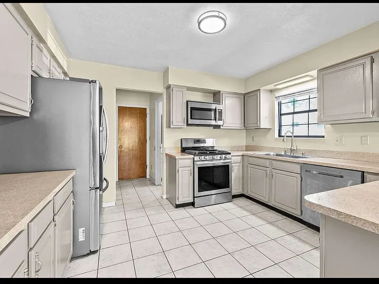 225 NW Mallard Pl — Photo 7