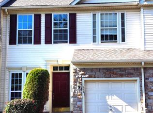 233 Creekside Dr, Pottstown, PA 19464