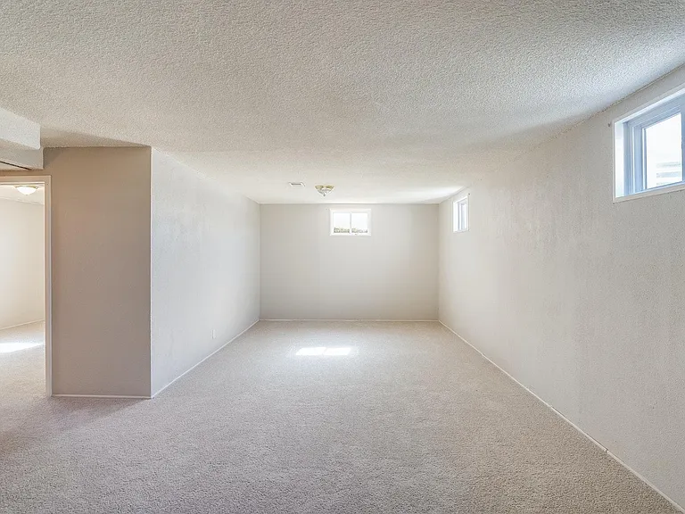 11272 Lafayette St — Photo 15