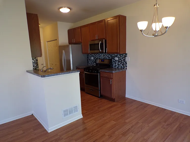 442 S Page St — Photo 7