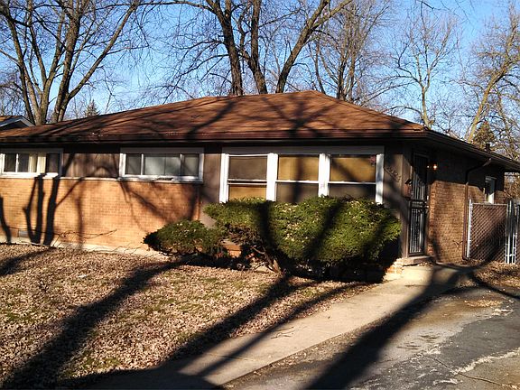 3rd image of 2932 Sussex Ave