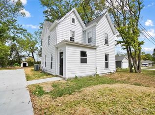 48 Holland Ave, Lebanon, OH 45036