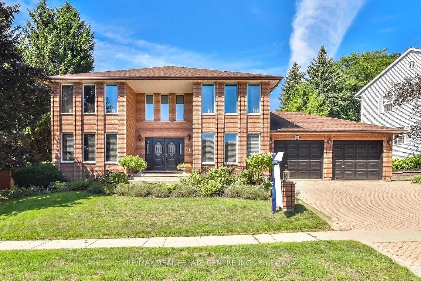 28 Walnut Dr, Guelph, ON N1E 4B3 Zillow