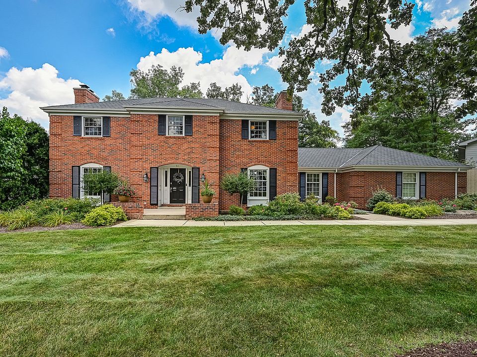 1st image of 51 Bradford Ln