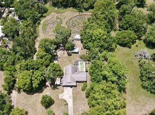 17830 Simmons Rd, Lutz, FL 33548