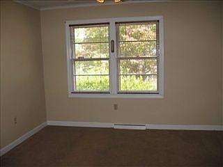 3rd image of 108 Kathryan Ct
