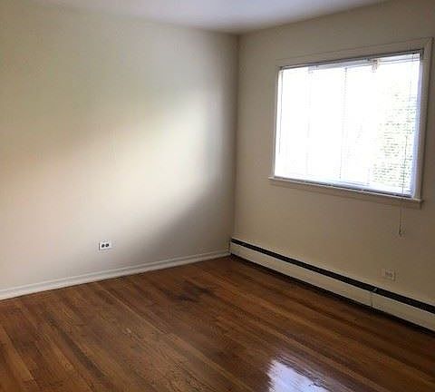 2nd image of 21 N Waller Ave APT E3