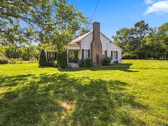 5th image of 6889 Giles Hill Rd