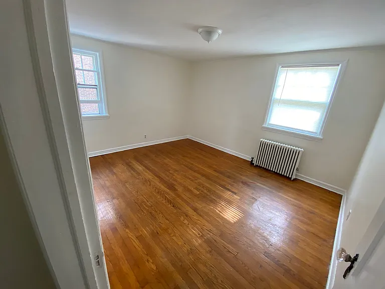 399 Fairview Ave #1 — Photo 4
