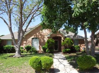 7845 Hightower Dr, North Richland Hills, TX 76182