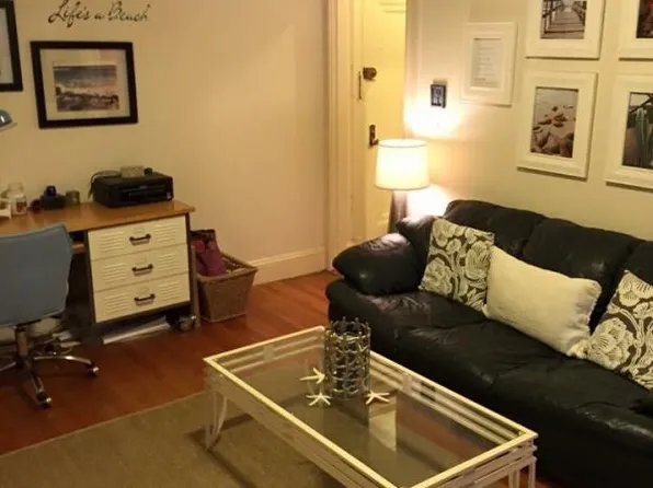 118 Riverway, Boston, MA