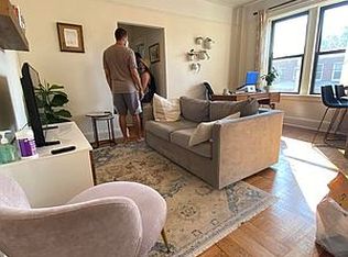 24-07 36th St #B2B, Astoria, NY 11103