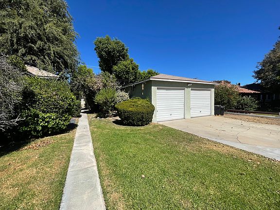 5th image of 2518 W Clark Ave
