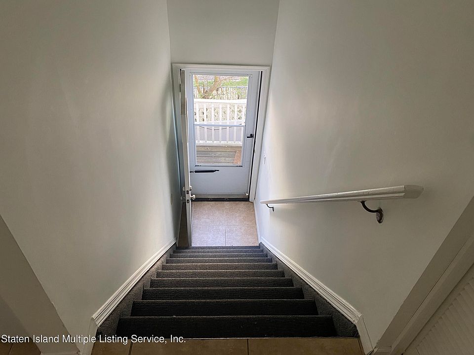 1st image of 703 Arden Ave