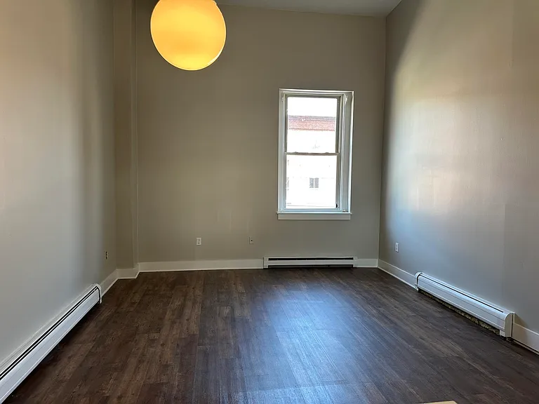 71-103 Front Street — Photo 31