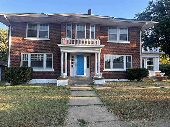 3rd image of 817 E Cleveland Ave
