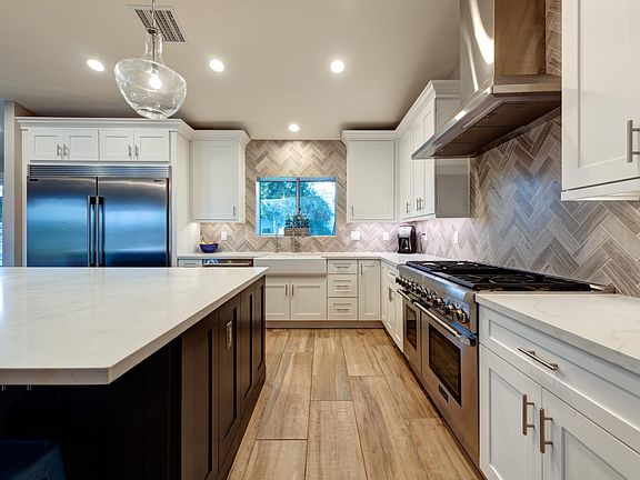 5th image of 4502 E Calle Del Norte