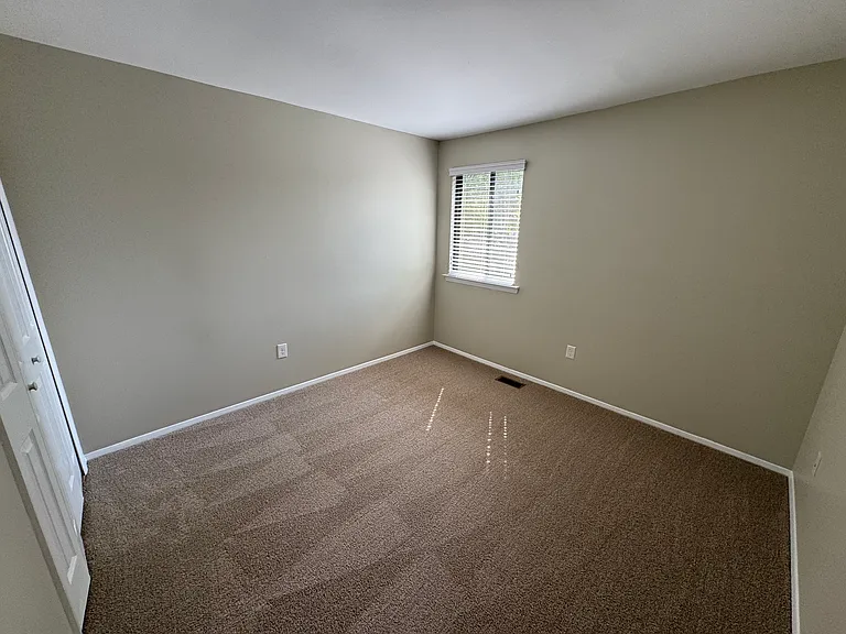 37 Rockwell Ct — Photo 14