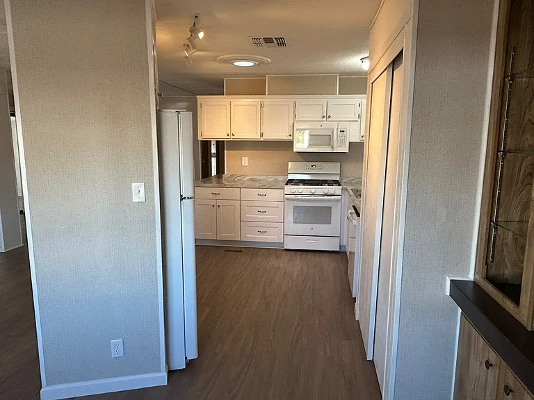 9022 E Citrus Ln S — Photo 15