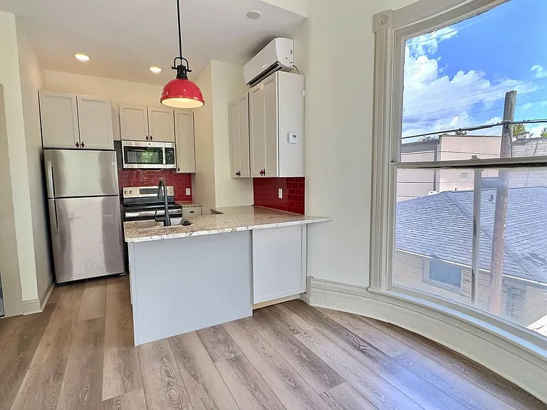 514 W Kirkwood Ave — Photo 13
