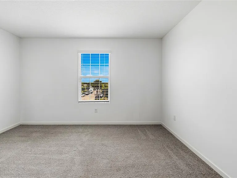 1124 Lakeshore Breeze Pl — Photo 21