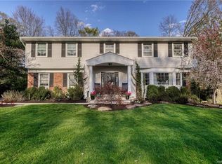 122 Constitution Dr, Orangeburg, NY 10962