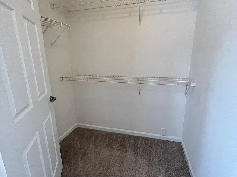 Wesley St. Claire Apartments at Lawrenceville — Photo 141