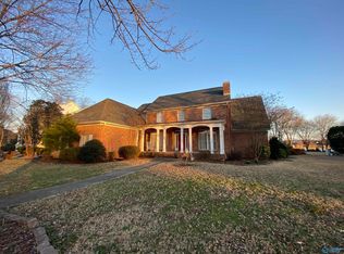 3017 Lake Hampton Dr SE, Owens Cross Roads, AL 35763
