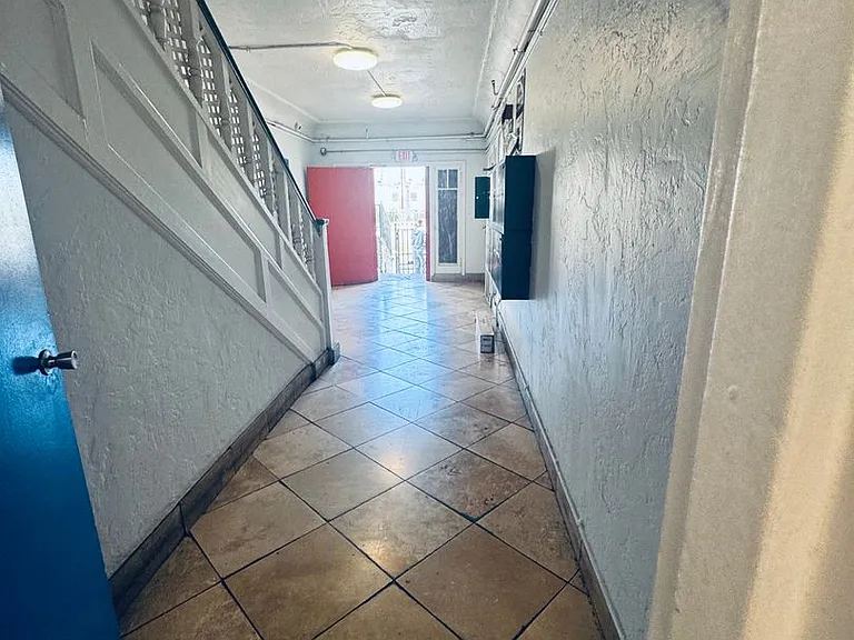 5437 Virginia Ave — Photo 26