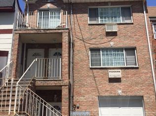 5823 79th Ave, Ridgewood, NY 11385