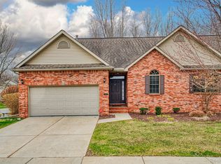 13147 Harbor Landings Dr, Fenton, MI 48430