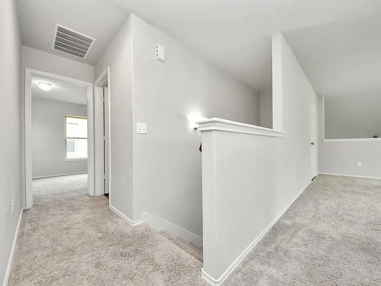 4231 Tulip Oak Dr — Photo 37